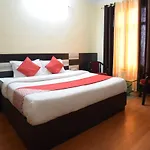 Oyo 6983 Sn Resort