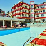 Highland Village Resort