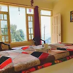 The Unmad, Dharamkot
