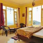 The Unmad, Dharamkot