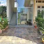 Touristen Holiday Home A Luxury Villa