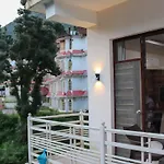 Ak Continental - Mcleodganj