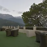 The Royal Castle Hot And Cold Centralized
