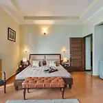 Stayvista At Stonehill Manor With Outdoor Sitting, Bonfire