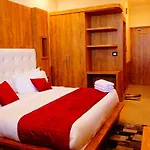 Hotel Grand Hill
