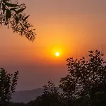 Stayvista At Meraki Homestay - Pet Friendly And Scenic View