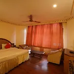 Royal Palace Resort Bhagsunag
