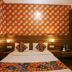 Fabhotel Vijay Palace