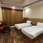 Nomadic Inn