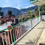 Namaste Bhagsu - Rooms & Rooftop Cafe