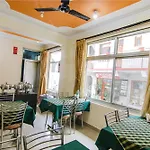 Fabhotel Anuj Regency