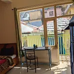 Golden View B&B