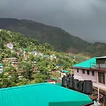 Golden View B&B