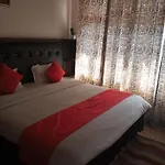Orchard Hotel