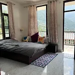 Heal - The Mountain Bnb, Dharamkot