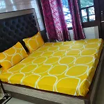 Krishna Holiday Guest House Block II