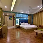 Hotel Inclover-A Peaceful Retreat