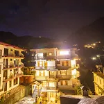 Wow Stayz2 Hotel The Lodge
