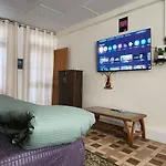 Mountain Breeze Homestay Meclo