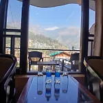 Hotel Cloud Height
