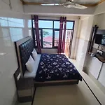 Krishna Holiday Guest House Block II