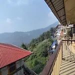 Krishna Holiday Guest House Block II