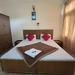 Sunrise Guest House 700M From Waterfall