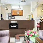Super Townhouse Dharamshala