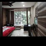 Yogi Inn