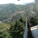 Hotel Holiday Hill, Near Mall Road, Mcleodganj# Parking#Restaurant