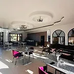 Fabhotel Sn Resort