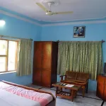 Hotel Golden Dreams