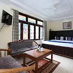 Oyo 9942 Hotel Ravine