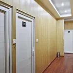Oyo 7024 Hotel Vakratunda