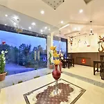 Oyo 12770 Hotel Mirage Residency