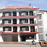 Oyo 10322 Hotel Raja Palace