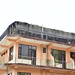Oyo 10820 Hotel Nature\'S View