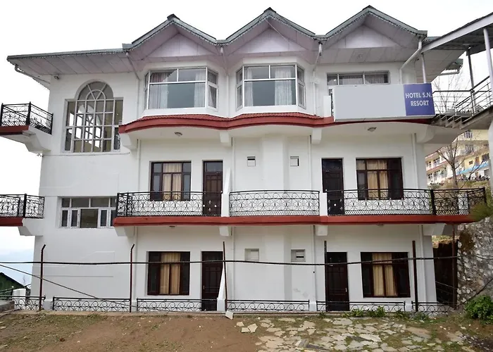 Oyo 6983 Sn Resort