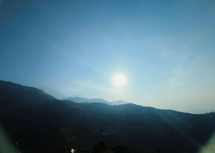 Blue Hills Sunrise Loft #1