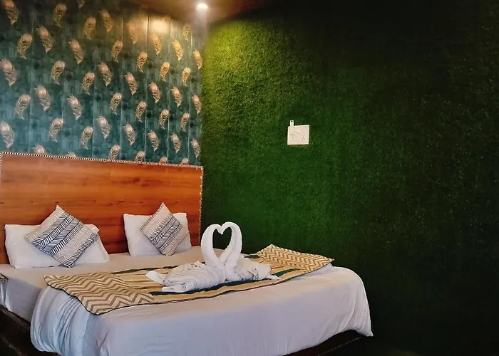 Hotel Nirbana Heights