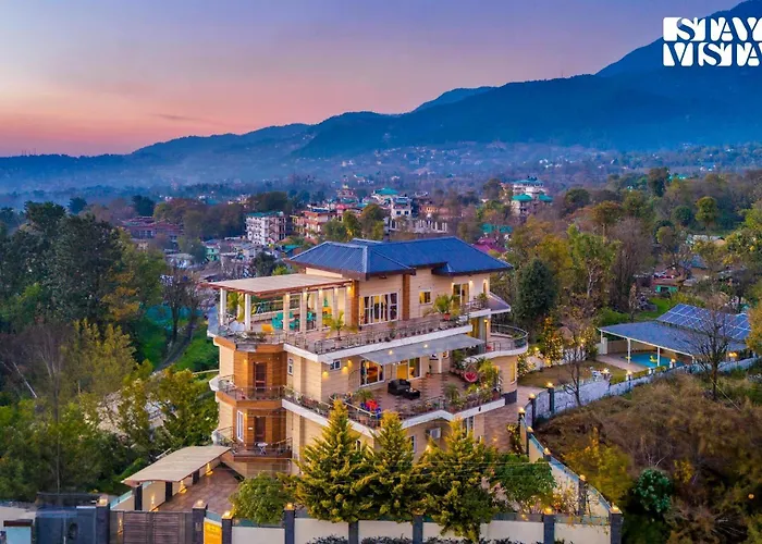 Stayvista At Address By The Khul