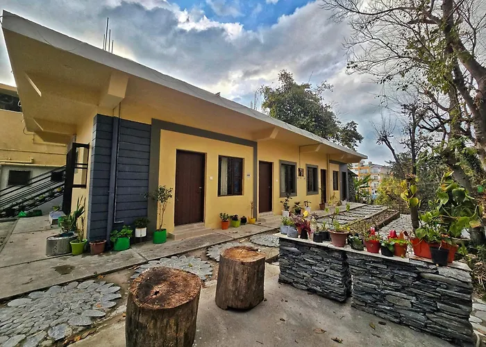 Dhauladhar Inn
