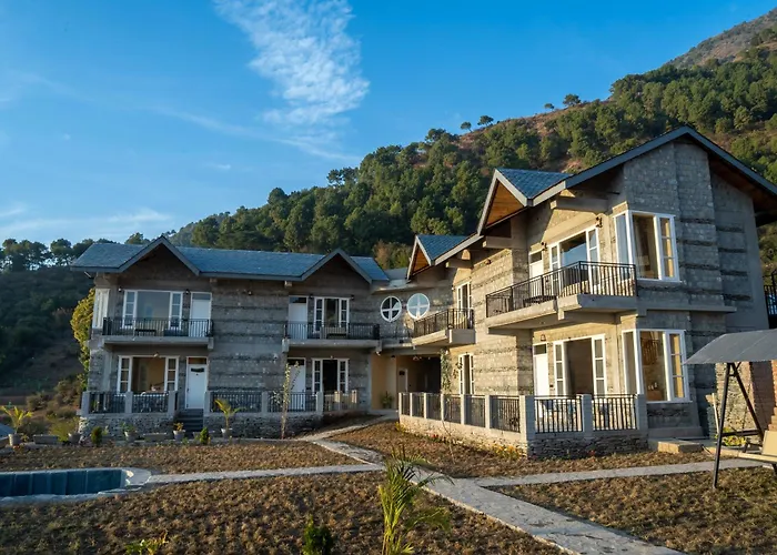 Dastak Retreat