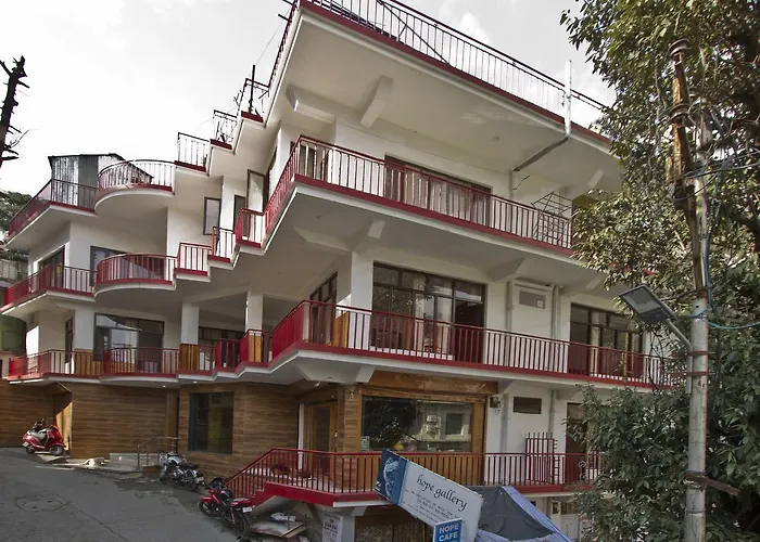Oyo 8455 Hotel Akash