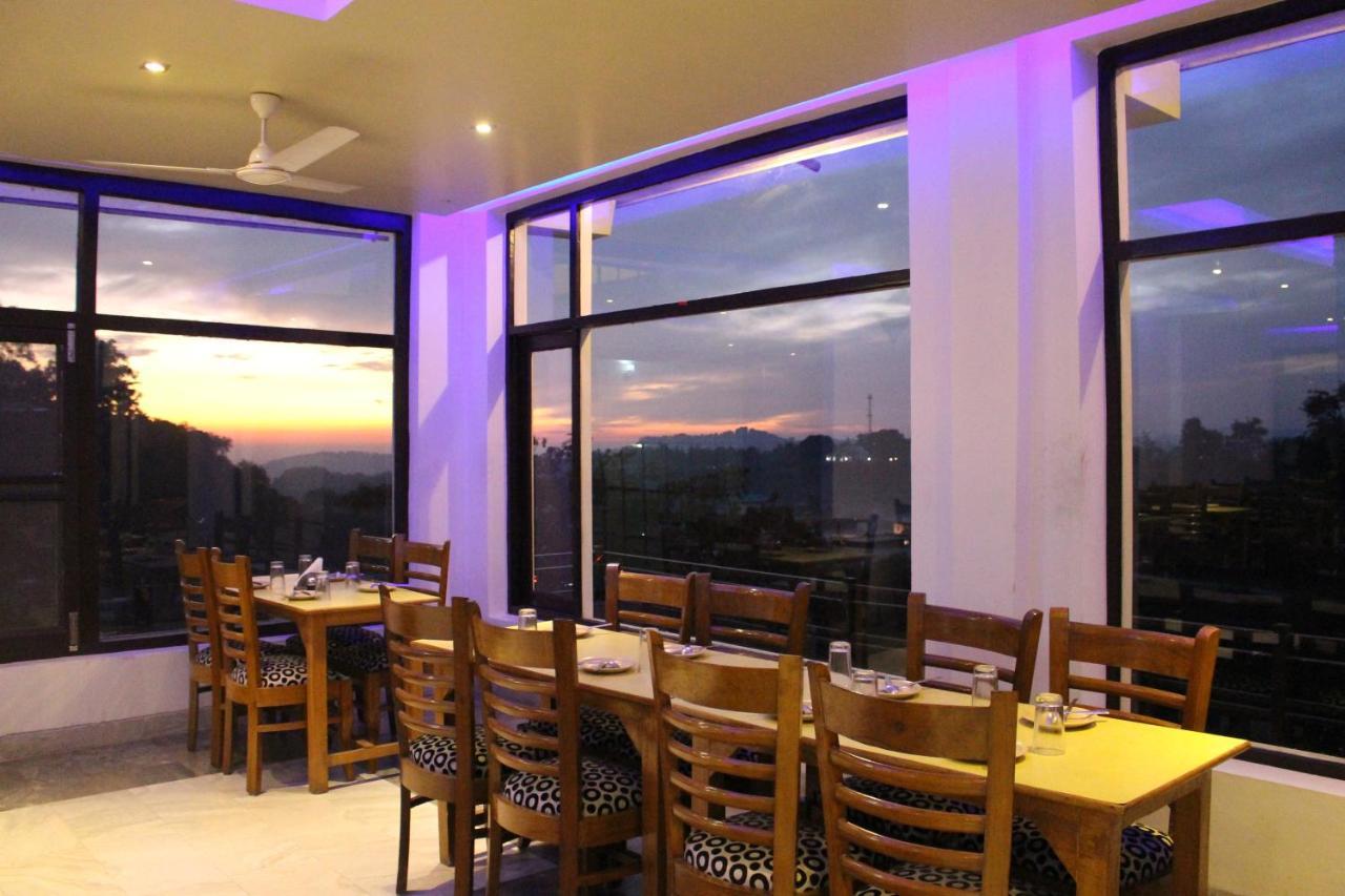 Vatika - The Riverside Hotel 3*