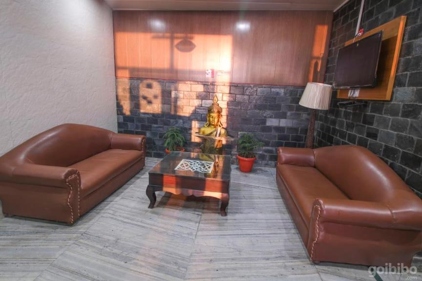Dlx In Naddi Hotel