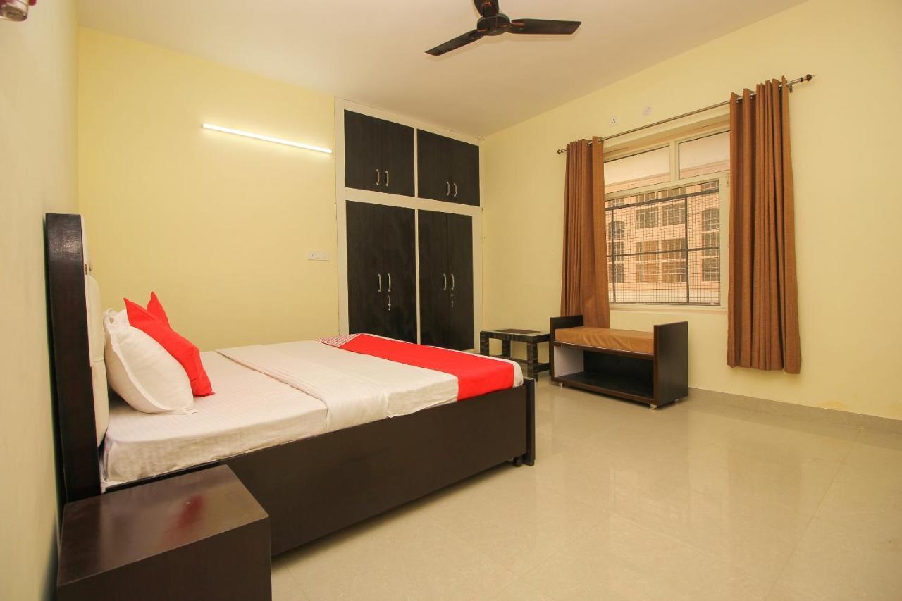 Hotel Oyo 39391 Jk 3*