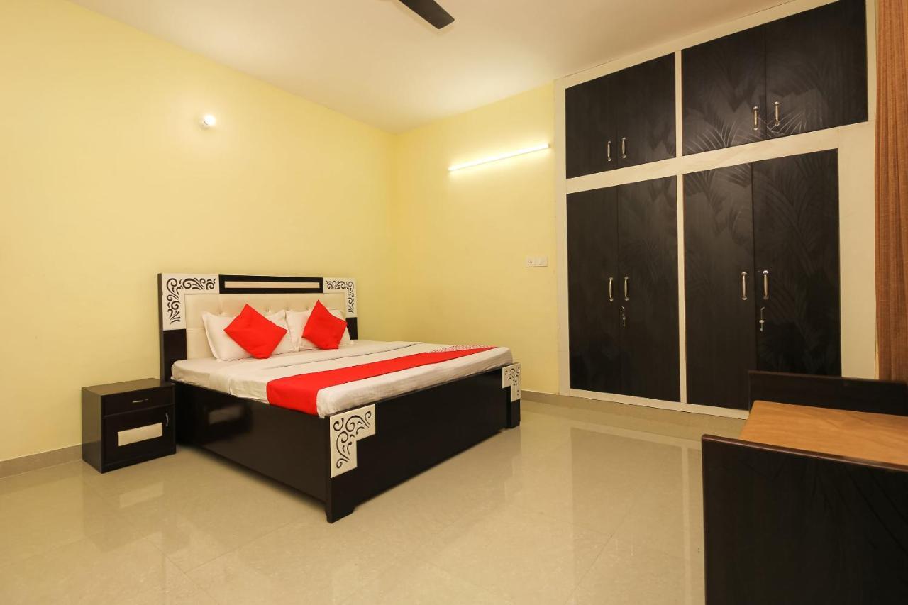 Oyo 39391 Jk 3* Dharamshala