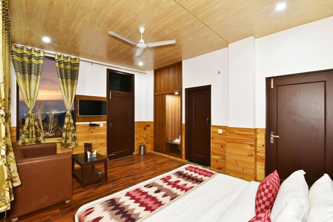 Dlx In Naddi Hotel