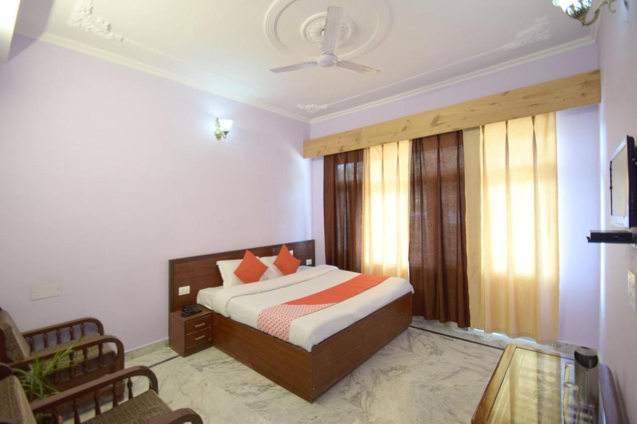 Oyo 11503 Sunshine Hotel